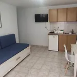 דירה Vasilis Beachfront ארמיוני