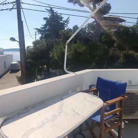 Vasilis Beachfront * إرميوني