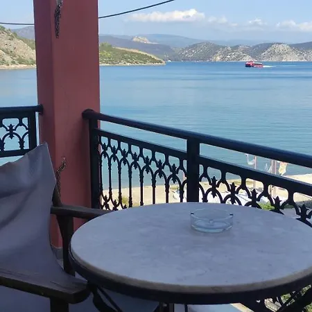 Vasilis Beachfront إرميوني