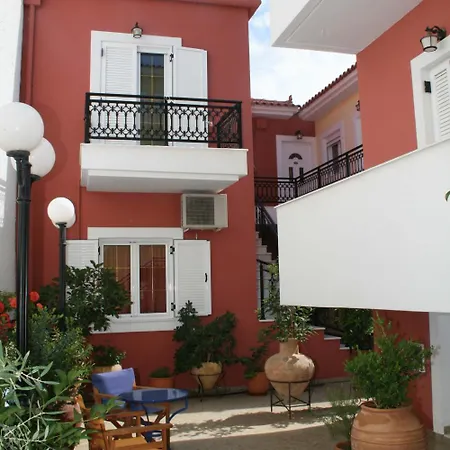Vasilis Beachfront Апартаменты Эрмиони